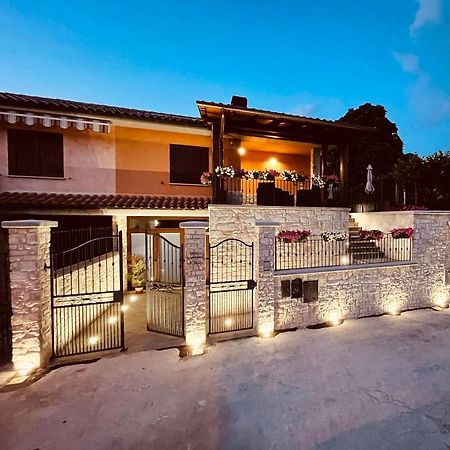 Affittacamere Residenza Montedoro ノルチャ エクステリア 写真